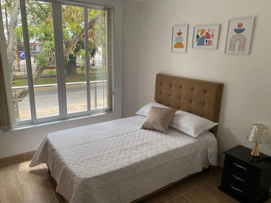 Lindo Apartamento Con Estacionamiento บูกา ภายนอก รูปภาพ