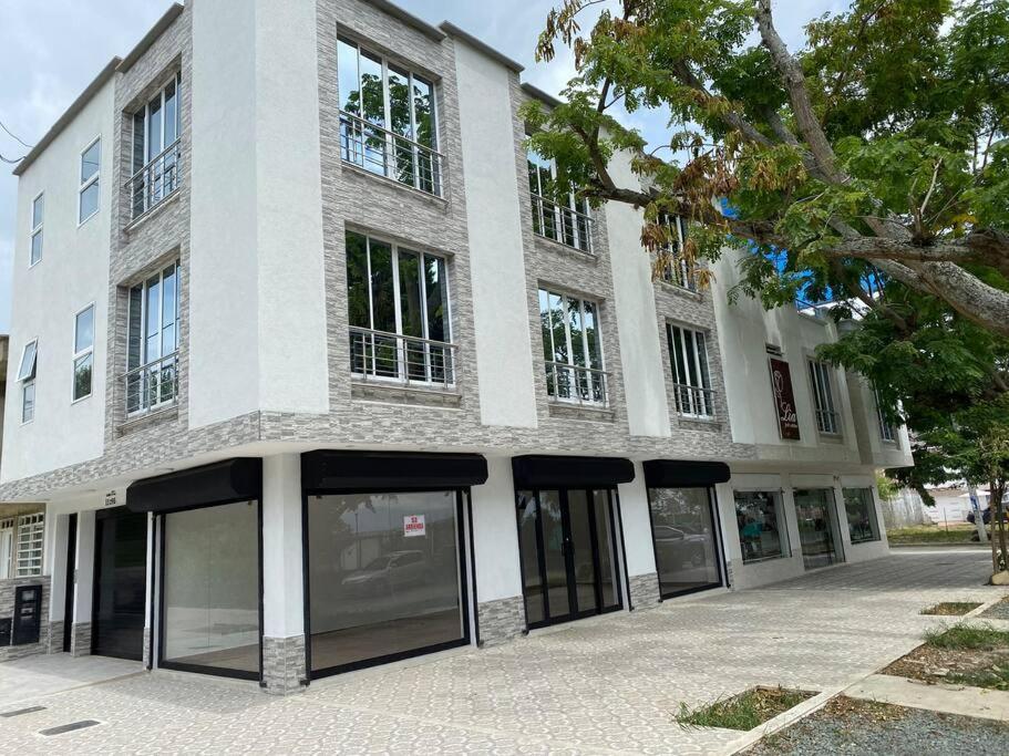 Lindo Apartamento Con Estacionamiento บูกา ภายนอก รูปภาพ