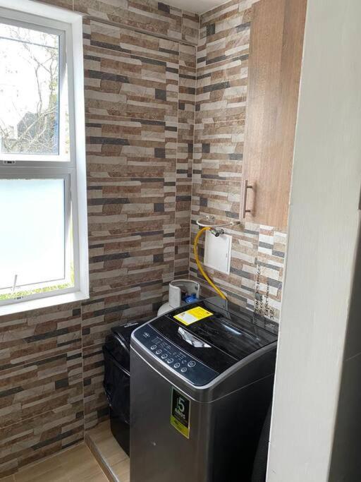 Lindo Apartamento Con Estacionamiento บูกา ภายนอก รูปภาพ