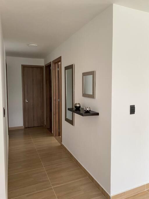 Lindo Apartamento Con Estacionamiento บูกา ภายนอก รูปภาพ